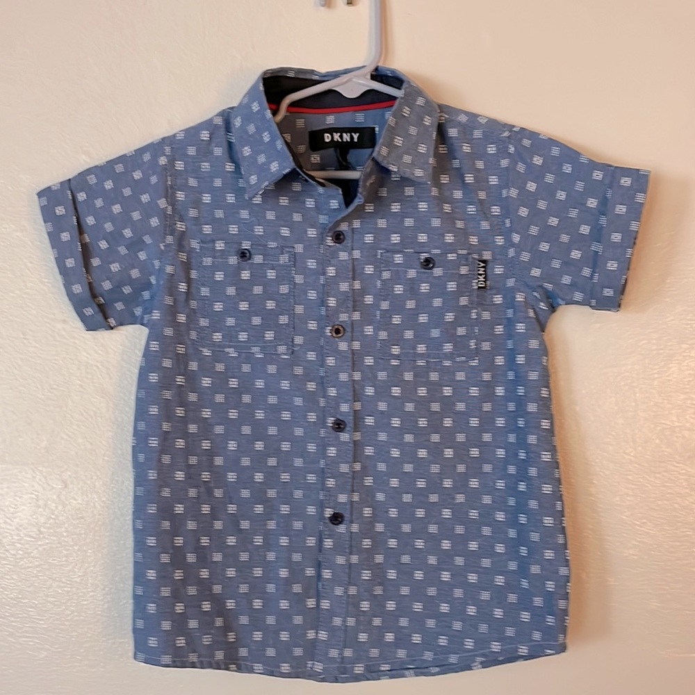 DKNY button down, Short sleeve,dress up shirt for Toddler 4T. Denim blue